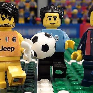 Champions League Final 2015 in LEGO (Juventus v Barcelona) - YouTube